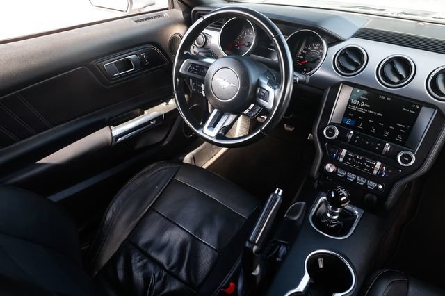 Used 2018 Ford Mustang GT Premium RWD image 24