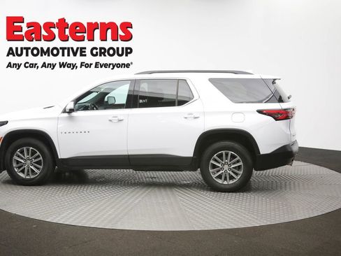 Used 2022 Chevrolet Traverse LT image 63