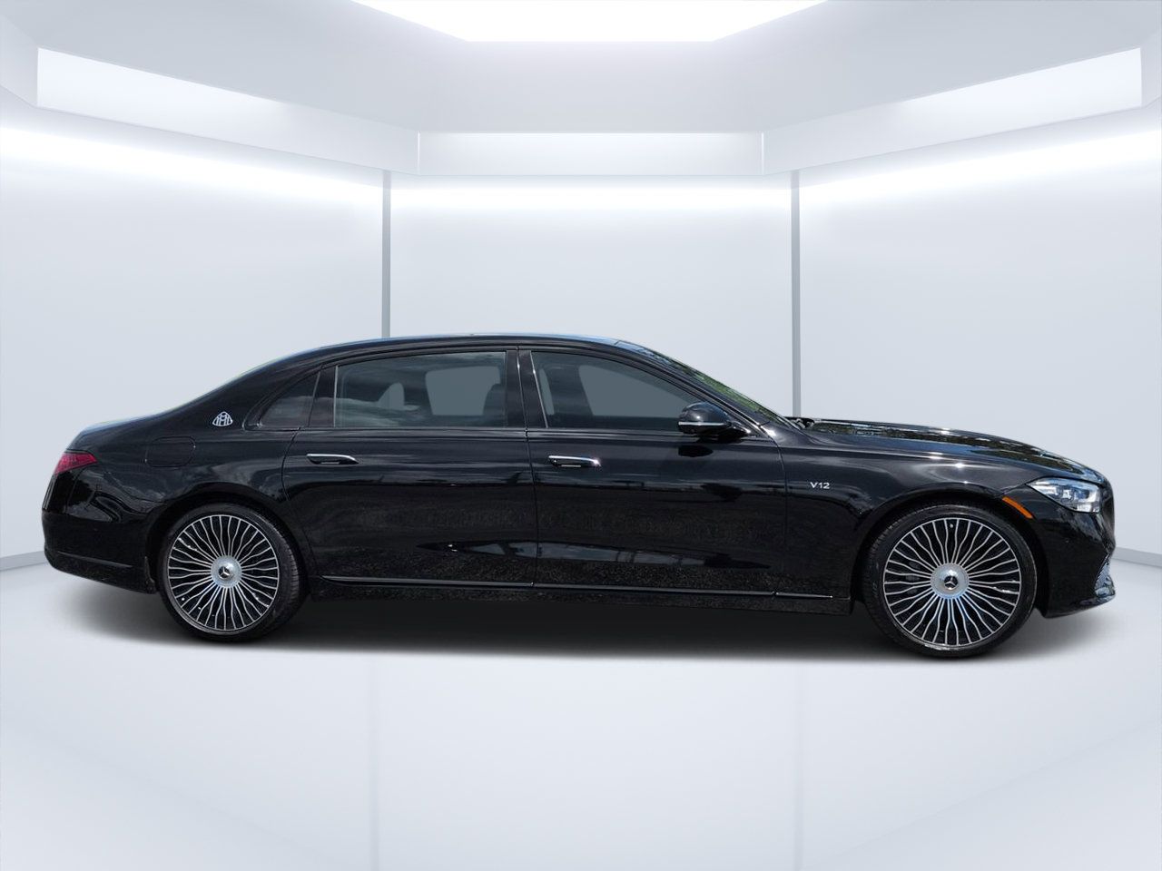 Certified 2023 Mercedes-Benz Maybach S 680 4MATIC image 2