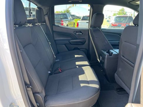 Used 2024 Chevrolet Colorado LT w/ LT Convenience Package AWD/4WD image 22