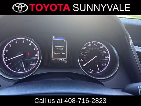 Used 2021 Toyota Camry SE FWD image 3