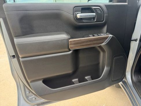 Used 2020 Chevrolet Silverado 1500 LT RWD image 4