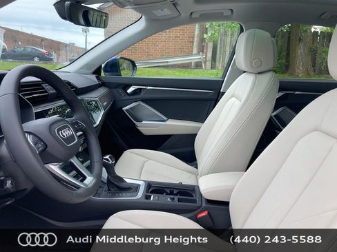 Certified 2025 Audi Q3 2.0T Premium w/ Convenience Package image 12