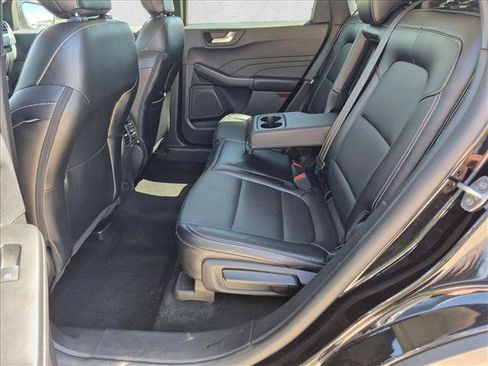 Used 2025 Ford Escape Platinum AWD/4WD image 19