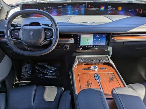 New 2025 Lincoln Navigator Black Label AWD/4WD image 15