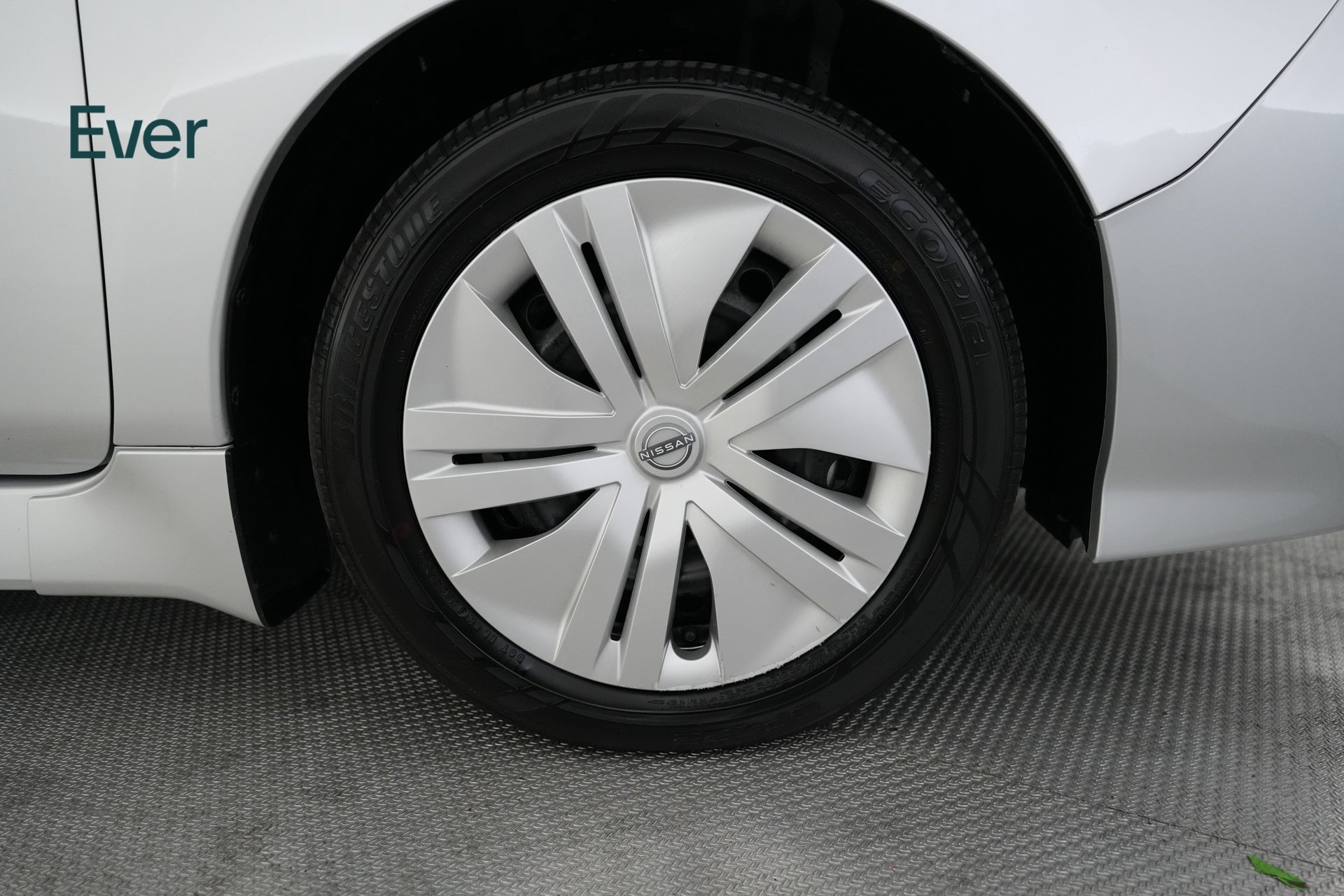 Used 2025 Nissan Leaf S FWD image 20