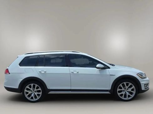 Used 2019 Volkswagen Golf Alltrack SEL AWD/4WD image 9