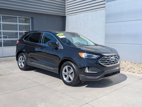 Certified 2022 Ford Edge SEL w/ Convenience Package AWD/4WD image 1