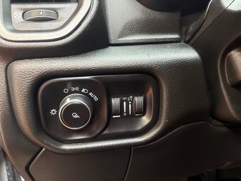 Used 2020 RAM 2500 Tradesman AWD/4WD image 18