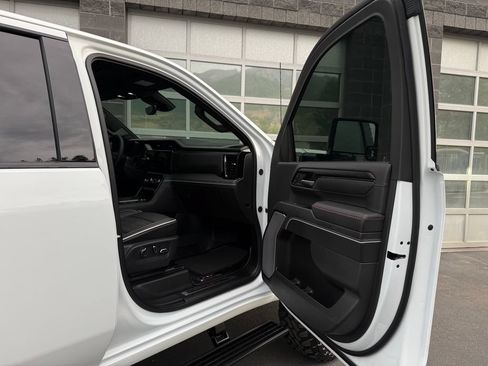 Used 2026 GMC Sierra 2500 AT4X AWD/4WD image 42