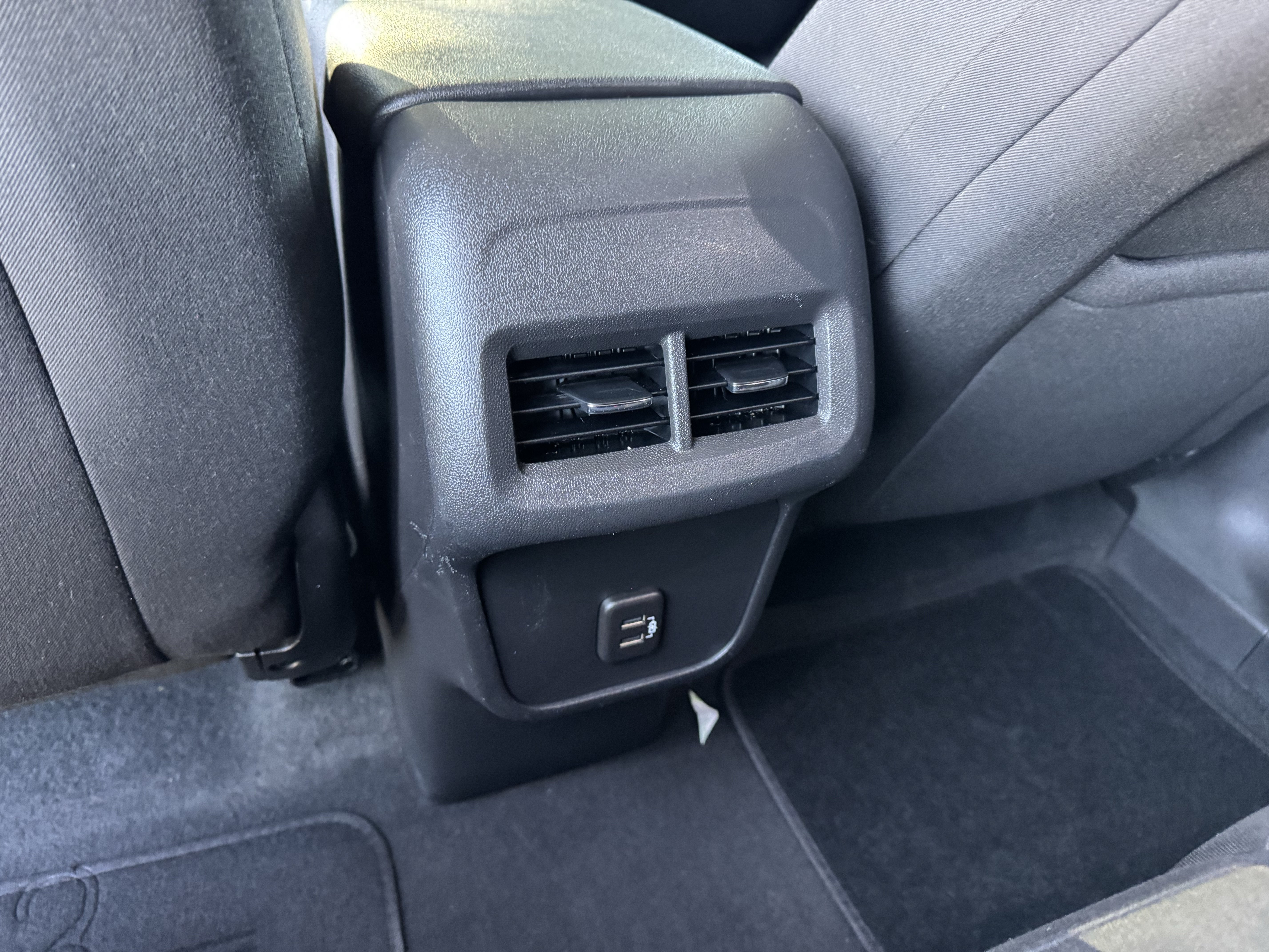 Certified 2023 Chevrolet Equinox LT AWD/4WD image 17