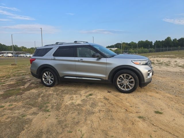 Used 2023 Ford Explorer Limited w/ Equipment Group 301A RWD image 11