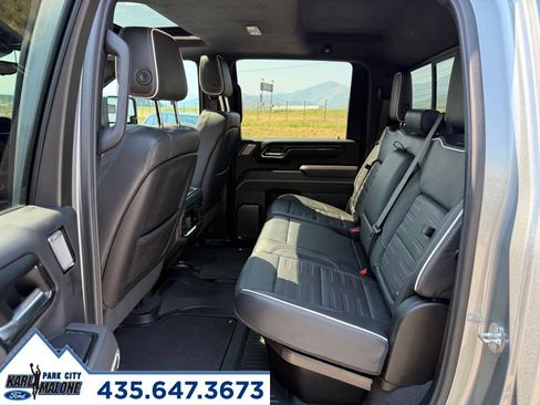 Used 2024 GMC Sierra 2500 AT4X AWD/4WD image 29