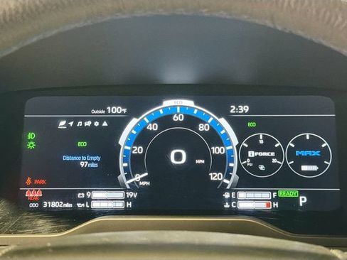 Used 2024 Toyota Tundra Platinum AWD/4WD image 10