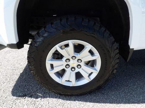 Used 2022 Chevrolet Colorado LT w/ Fleet Safety Package RWD image 44