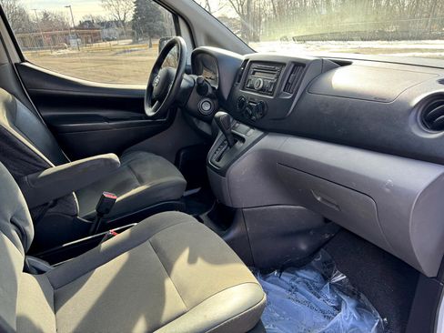 Used 2013 Nissan NV200 S w/ Cruise Control Pkg image 26