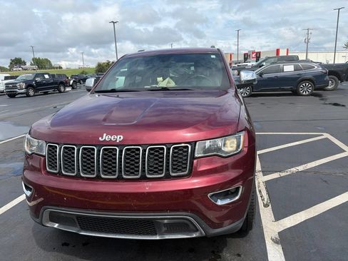 Used 2018 Jeep Grand Cherokee Limited RWD image 2