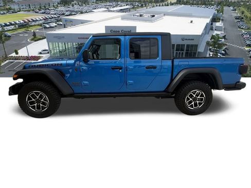 Certified 2025 Jeep Gladiator Rubicon AWD/4WD image 9