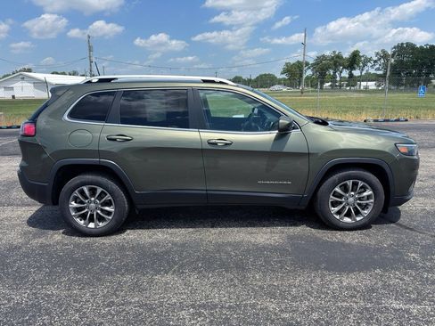 Used 2021 Jeep Cherokee Latitude Lux FWD image 13