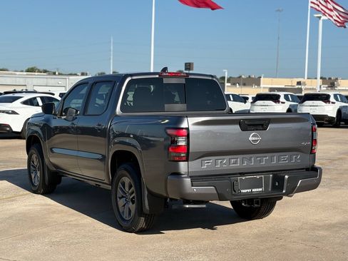 New 2026 Nissan Frontier SV AWD/4WD image 7