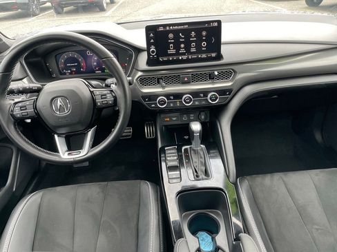 Used 2023 Acura Integra A-Spec image 10