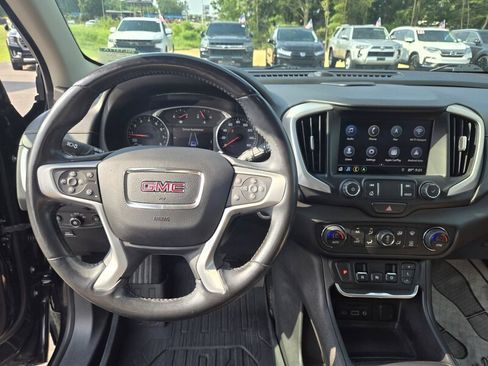 Used 2020 GMC Terrain SLT w/ Preferred Package FWD image 10