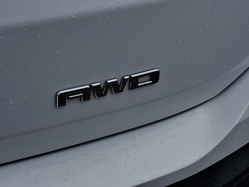 Used 2020 GMC Terrain SLE image 30