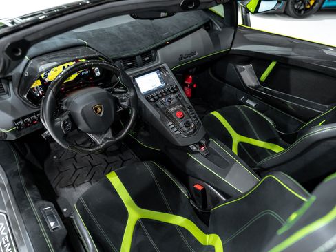 Used 2016 Lamborghini Aventador LP 750-4 Superveloce AWD/4WD image 23