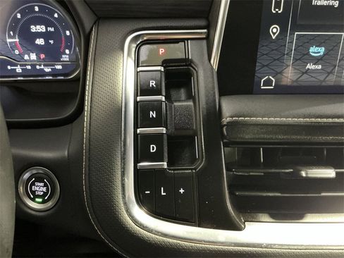 Used 2024 GMC Yukon SLT image 30