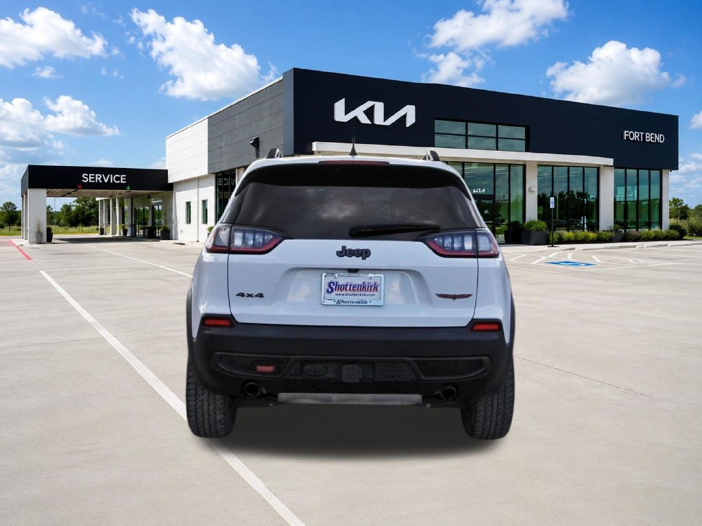 Used 2022 Jeep Cherokee Trailhawk w/ Trailer Tow Group AWD/4WD image 6