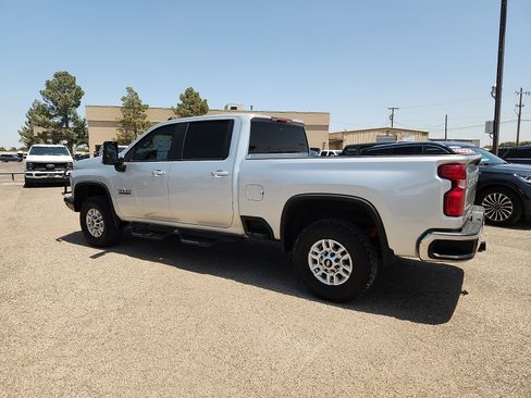Used 2021 Chevrolet Silverado 2500 LT w/ Texas Edition AWD/4WD image 4