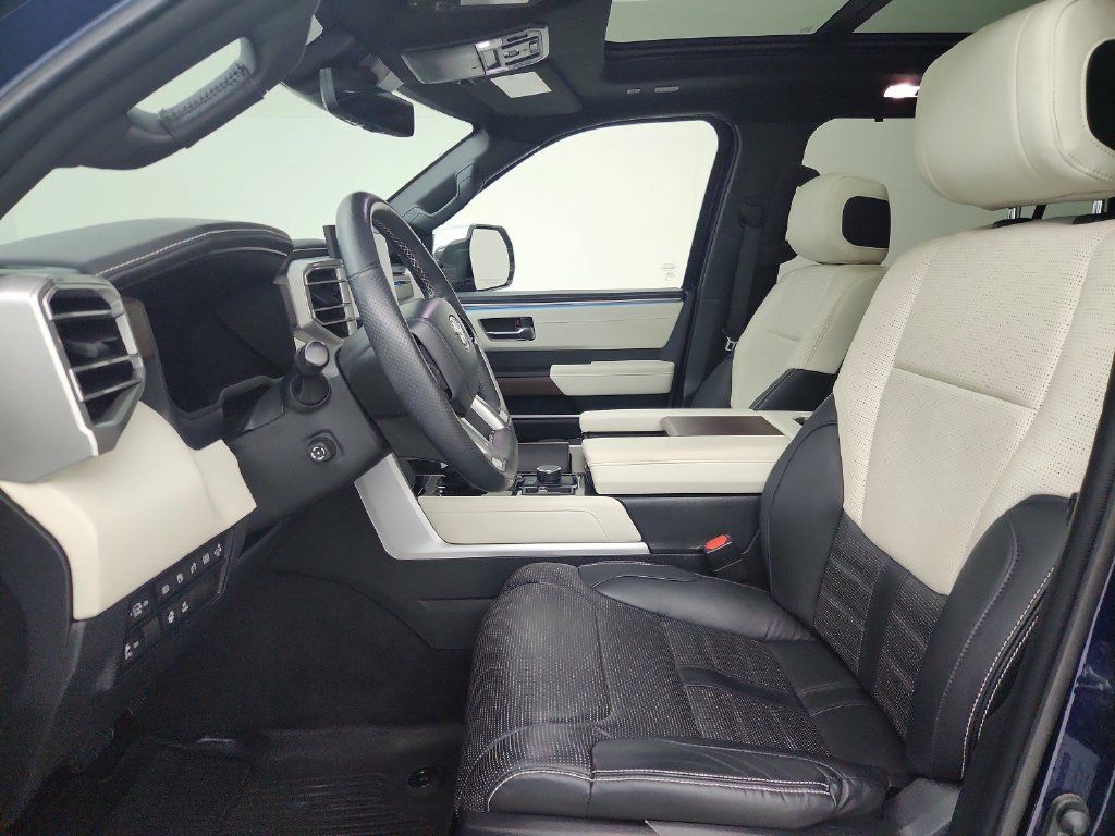 Used 2023 Toyota Sequoia Capstone AWD/4WD image 20