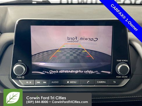 Used 2024 Nissan Rogue SV image 20