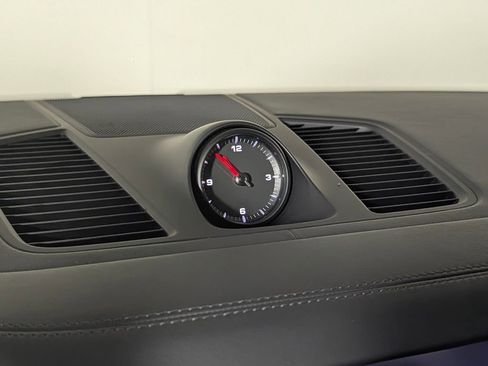 Certified 2023 Porsche Cayenne GTS AWD/4WD image 33
