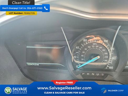 Used 2014 Ford Fusion SE w/ Equipment Group 202A image 12