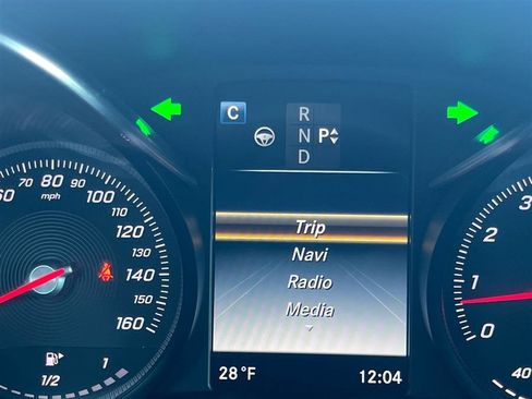 Used 2017 Mercedes-Benz GLC 300 4MATIC image 30