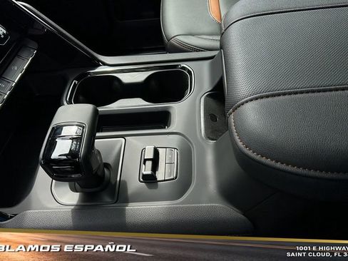 New 2025 GMC Sierra 1500 AT4 w/ AT4 Premium Package image 9