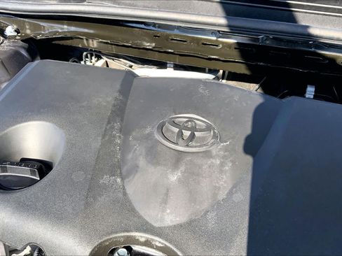 Used 2023 Toyota Camry SE image 31