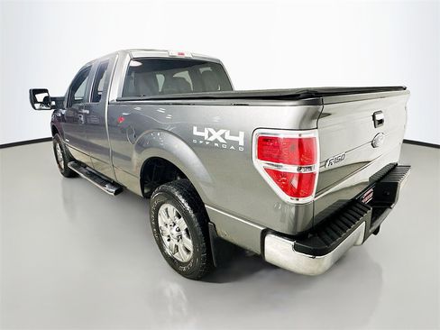 Used 2011 Ford F150 XLT w/ XLT Chrome Pkg image 6