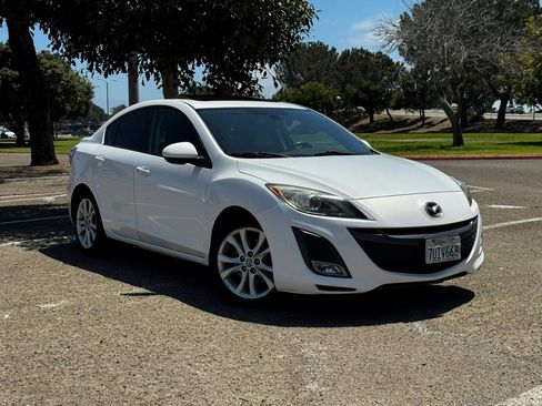 Used 2011 MAZDA MAZDA3 s Sport w/ Tech Pkg FWD image 7