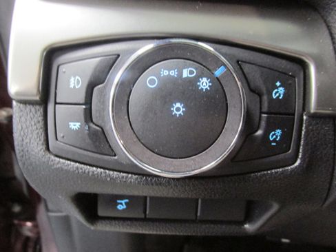 Used 2019 Ford Explorer XLT w/ Equipment Group 202A image 35