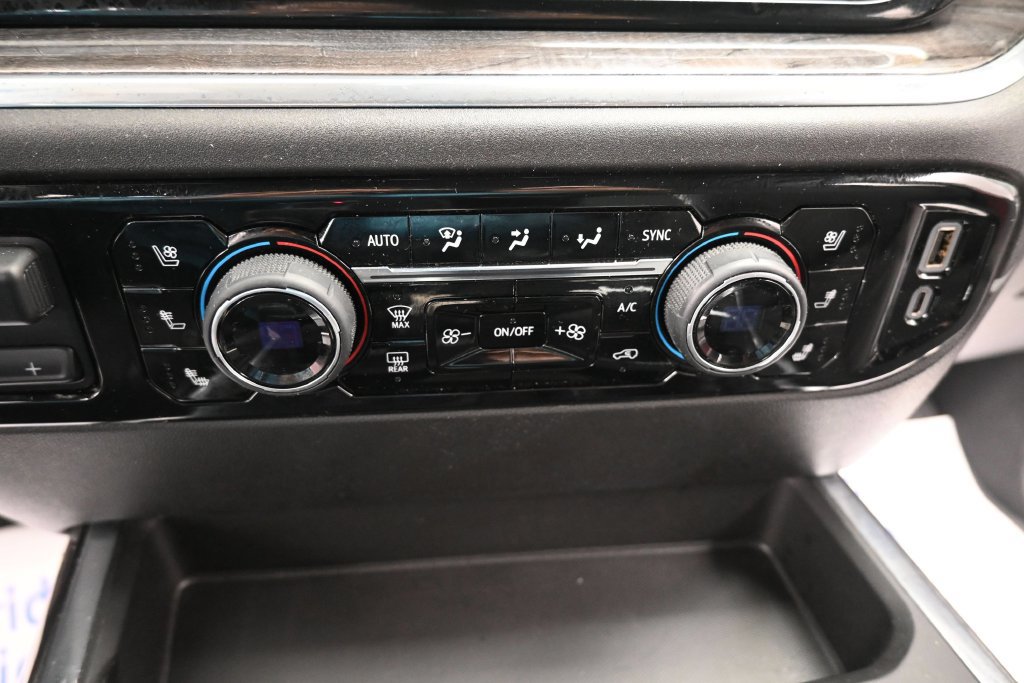 Used 2025 Chevrolet Silverado 1500 LTZ AWD/4WD image 39