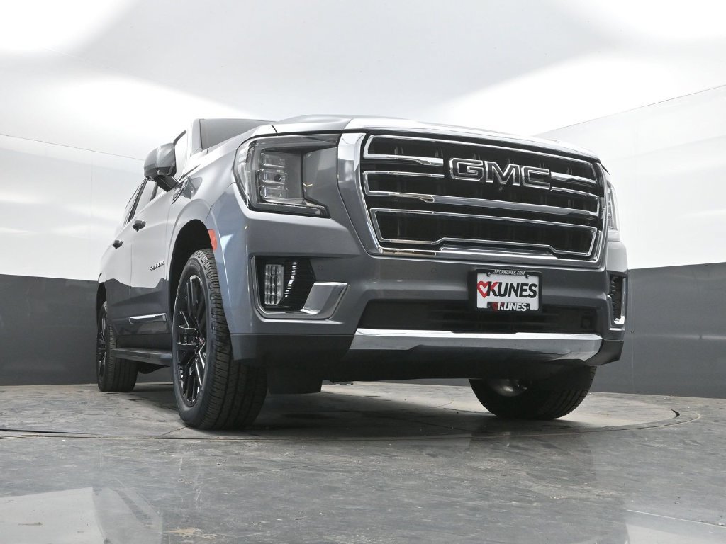 Used 2022 GMC Yukon XL SLT w/ SLT Premium Package AWD/4WD image 35