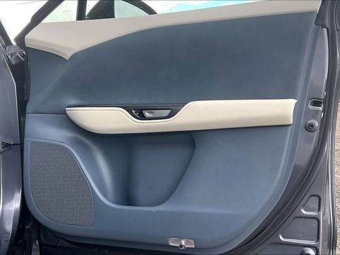 Used 2023 Lexus RZ 450e Premium image 21