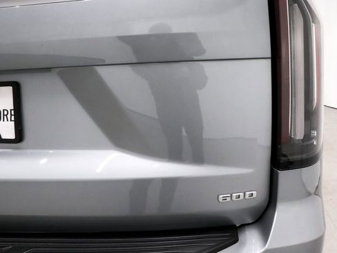 Used 2024 Cadillac Escalade Premium Luxury Platinum image 60