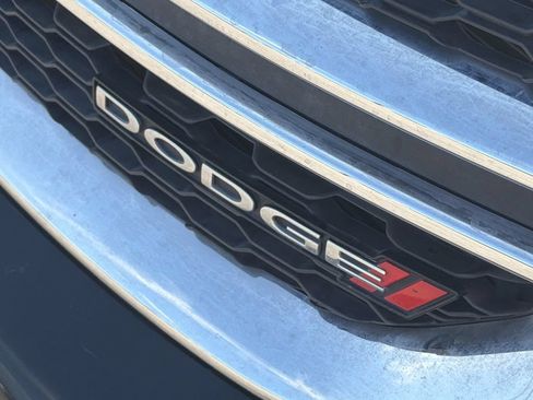 Used 2020 Dodge Journey SE FWD image 3