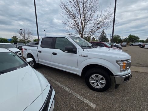 Used 2019 Ford F150 XLT w/ Equipment Group 301A Mid AWD/4WD image 15