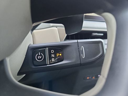 Certified 2024 Kia EV9 Wind AWD/4WD image 31