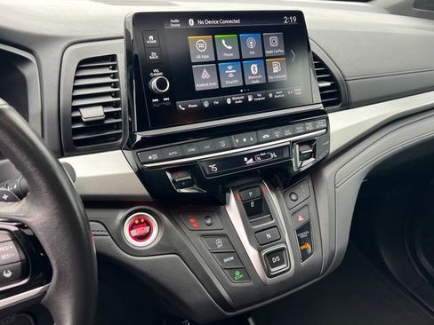 Used 2025 Honda Odyssey Sport-L image 19