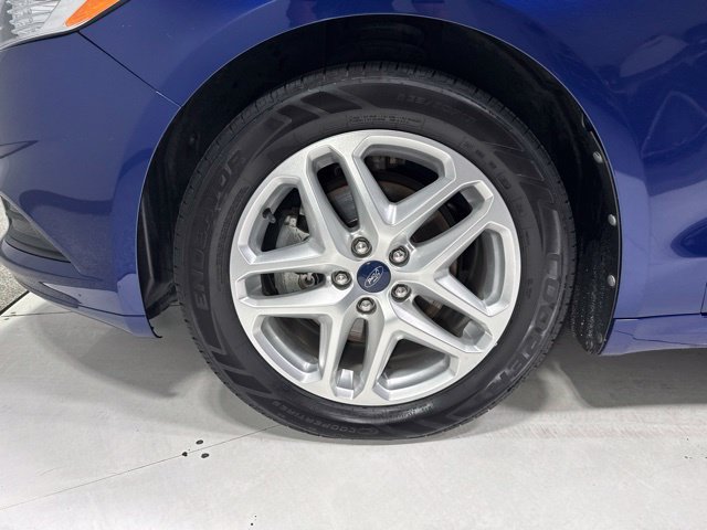 Used 2013 Ford Fusion SE FWD image 6